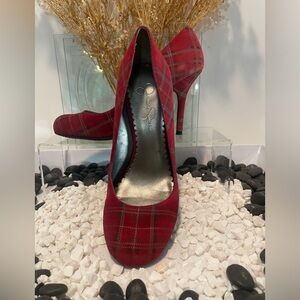 Ted Plaid Jessica Simpson Round Toe Pump